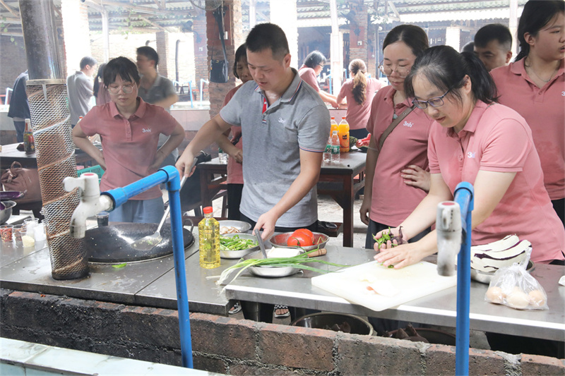 香蕉电影网在线观看時-帽峰山生態園團建-野炊3